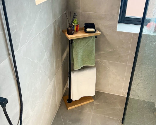 Industrial Pipe Style Dual Towel Holder with Wooden Base and Shelf