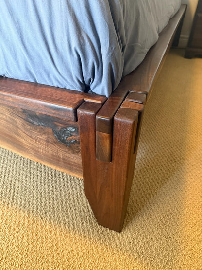 Handmade Solid Sheesham Wood Bed Frame – Rustic Live Edge Bedroom Furniture, Natural Wooden Bed with Timeless Craftsmanship