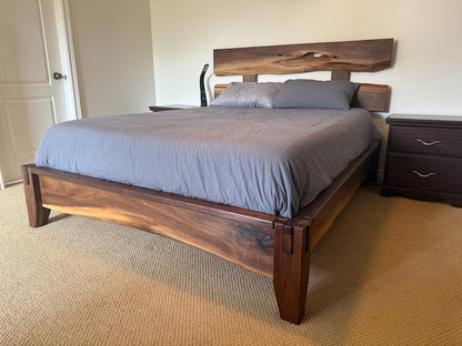 Handmade Solid Sheesham Wood Bed Frame – Rustic Live Edge Bedroom Furniture, Natural Wooden Bed with Timeless Craftsmanship